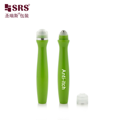 SRS8447-15ML رنگ سبز درخشان رنگ سفارشی پلاستیکی روی بطری برای آرایشی چشم سرم ماساژ بسته بندی توپ فولادی